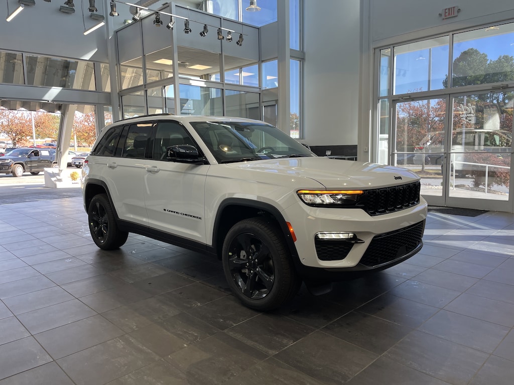 New 2025 Jeep Grand Cherokee Limited SUV