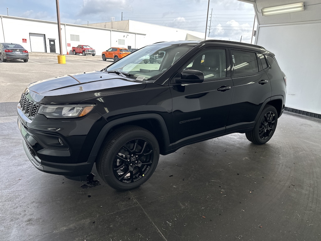 New 2026 Jeep Compass Latitude Altitude SUV