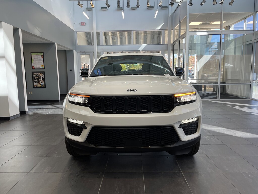New 2025 Jeep Grand Cherokee Limited SUV