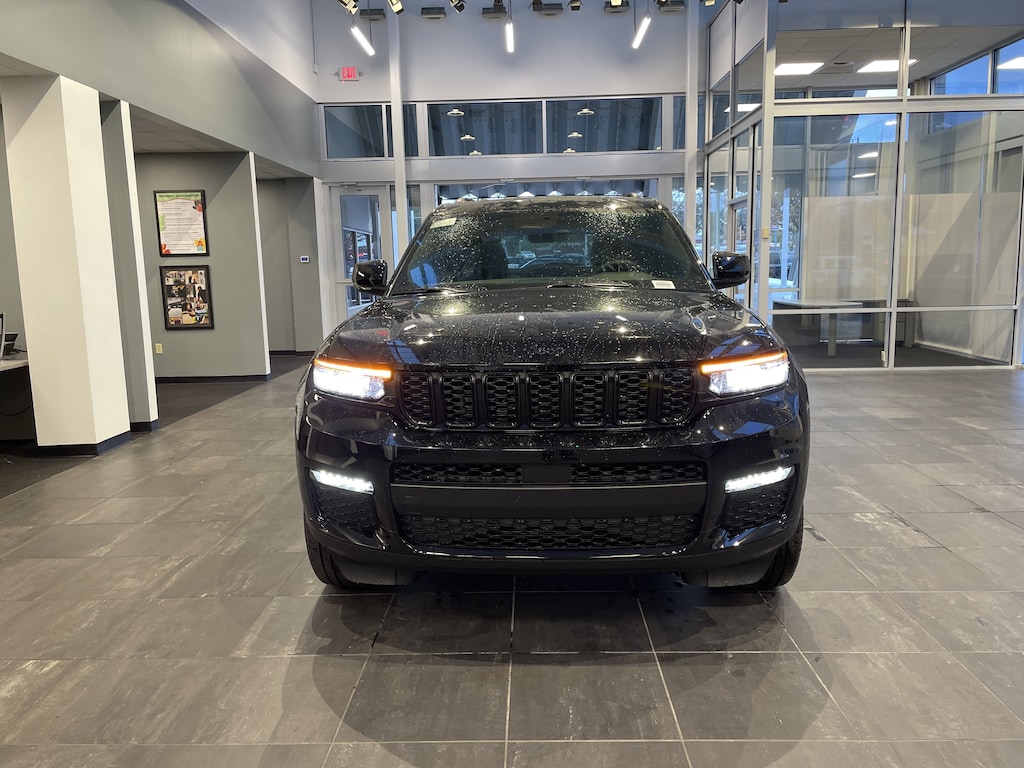 New 2025 Jeep Grand Cherokee L Limited SUV