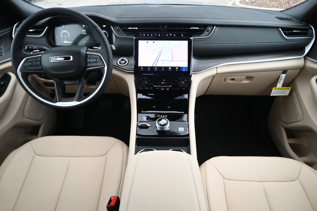 New 2025 Jeep Grand Cherokee Limited SUV