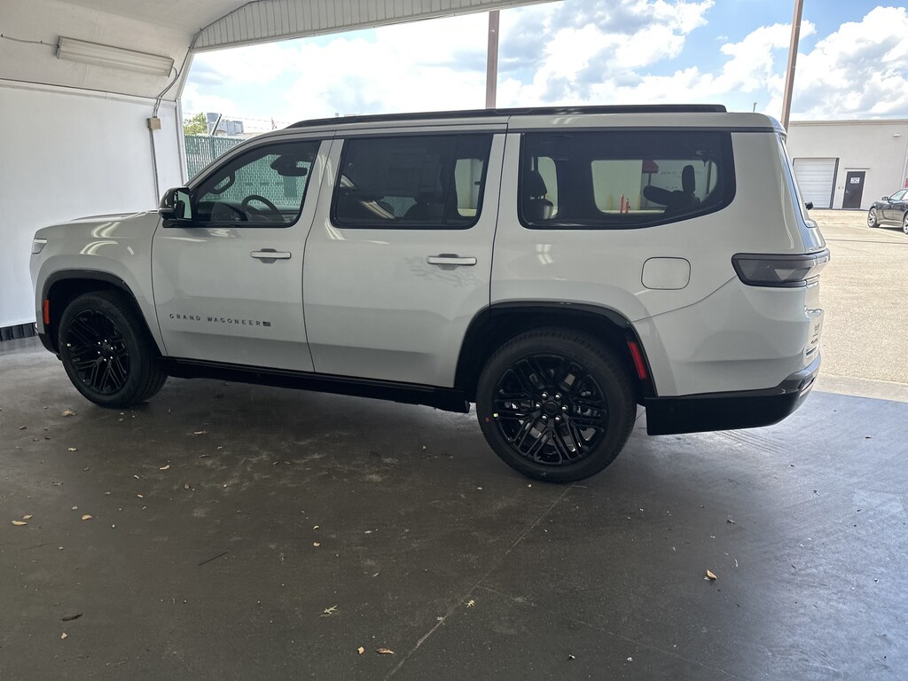New 2026 Jeep Grand Wagoneer Limited Reserve SUV
