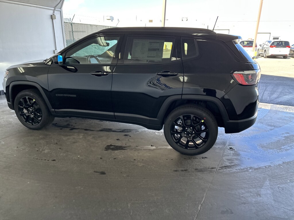 New 2026 Jeep Compass Latitude Altitude SUV