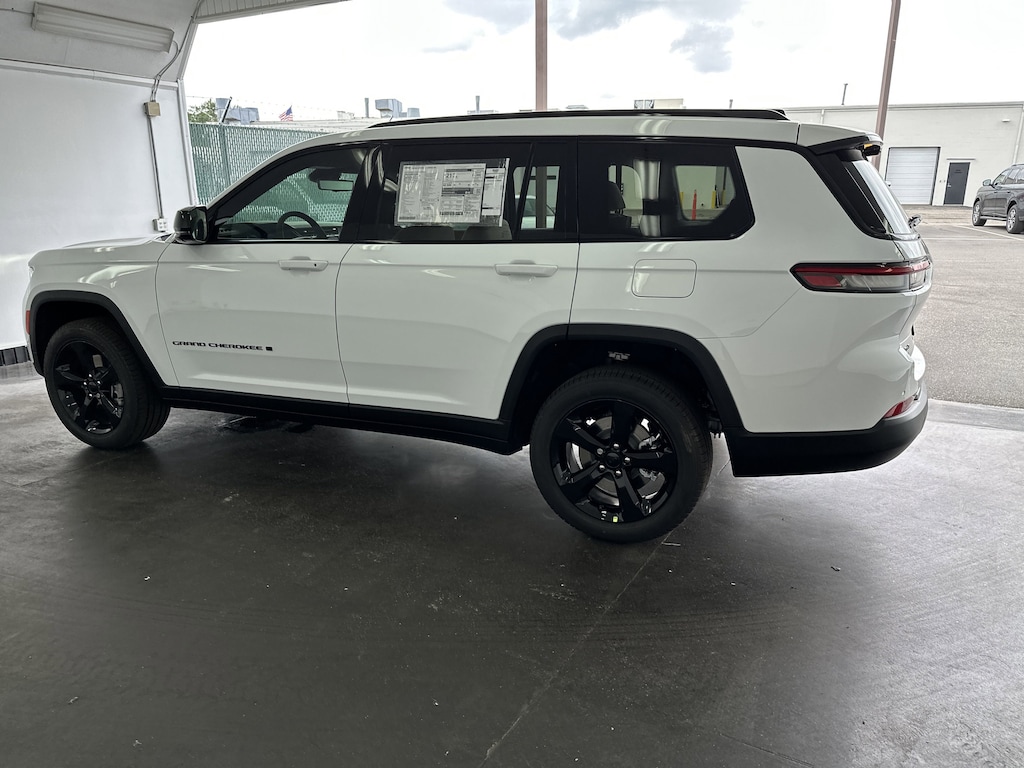 New 2025 Jeep Grand Cherokee L Limited SUV