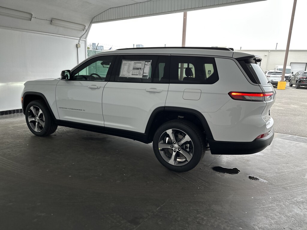 New 2026 Jeep Grand Cherokee L Limited SUV