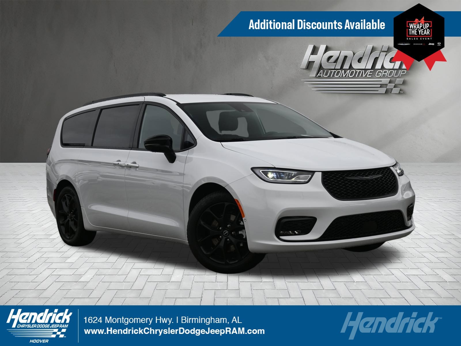 2026 Chrysler Pacifica Select's photo