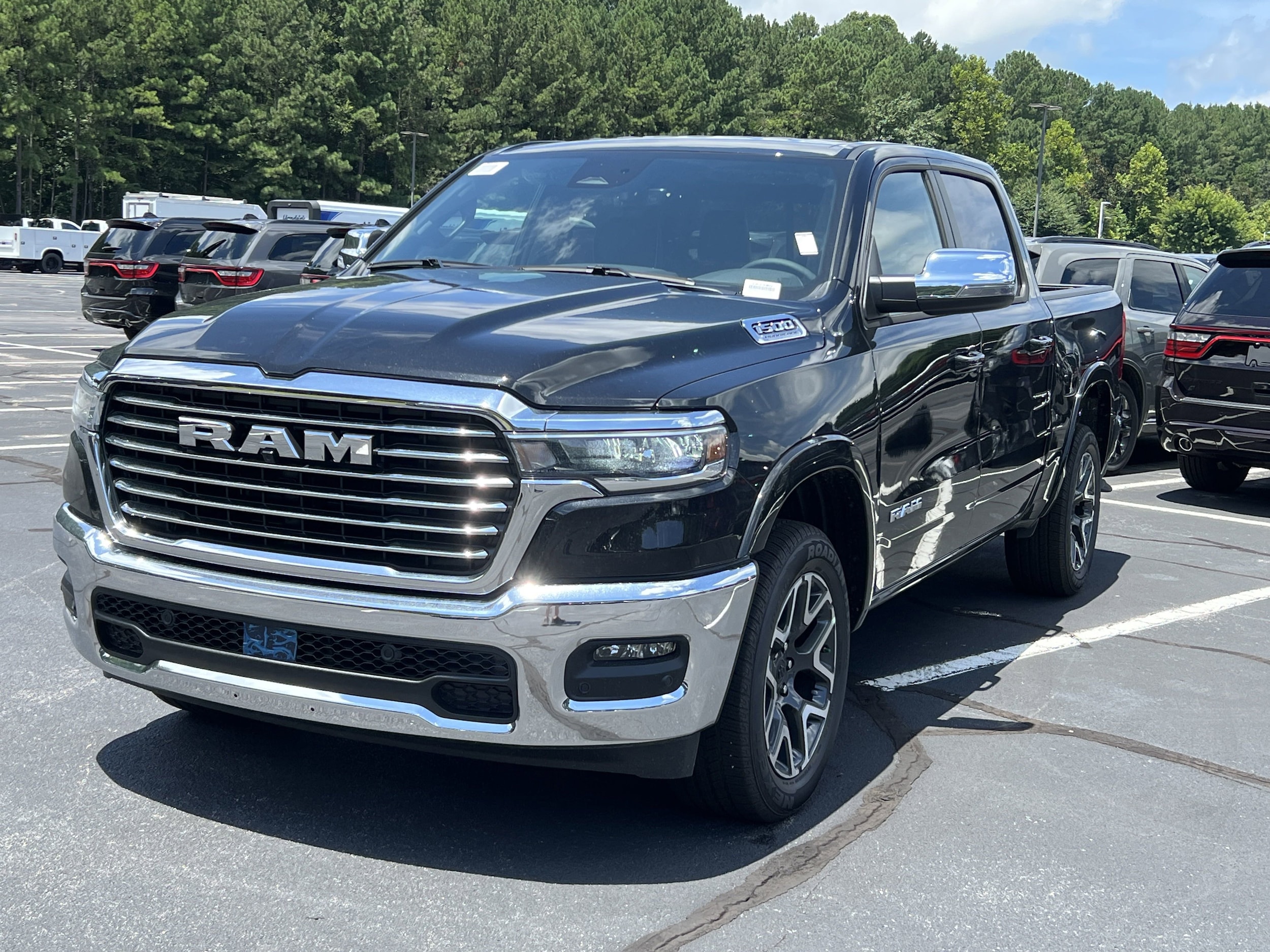 2026 Ram 1500 Laramie photo 3