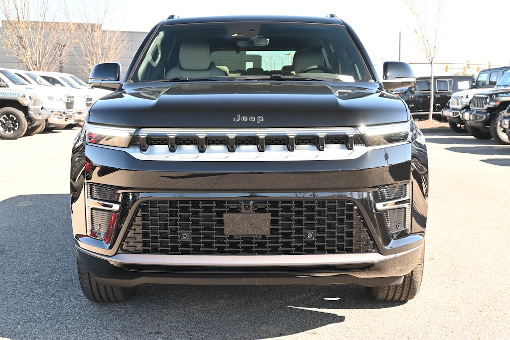 New 2026 Jeep Grand Wagoneer SUV