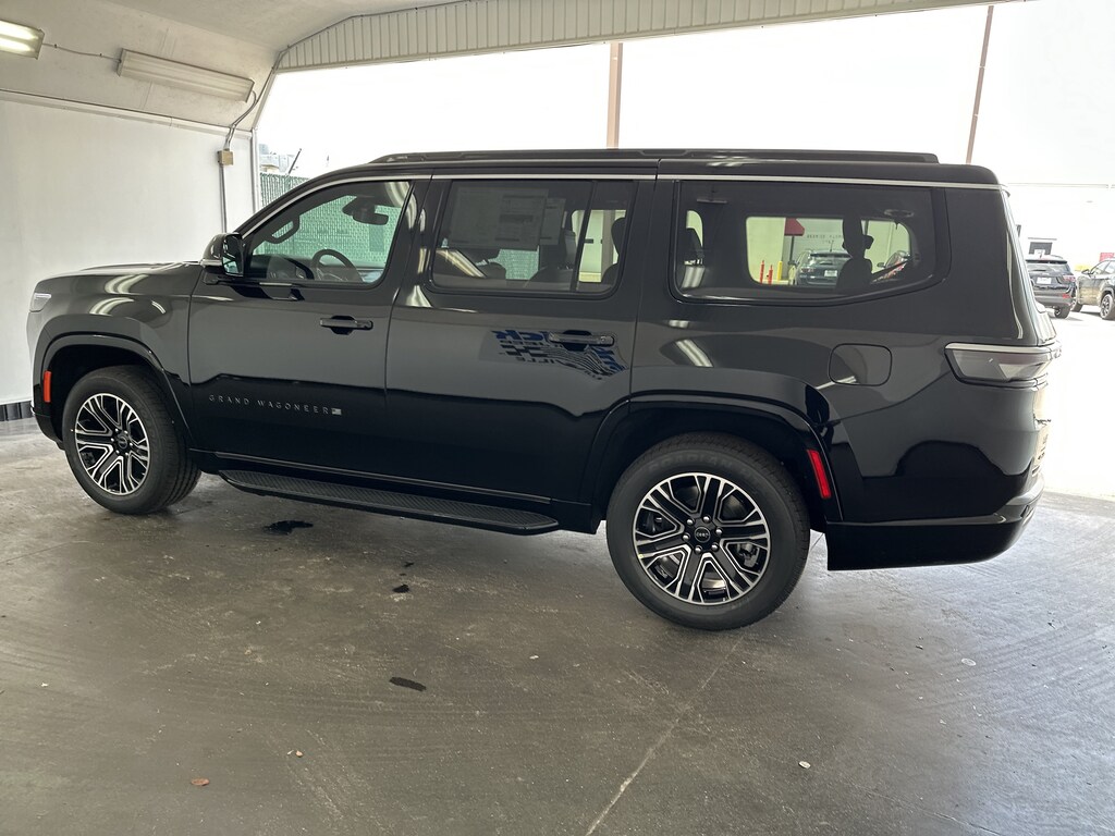 New 2026 Jeep Grand Wagoneer SUV