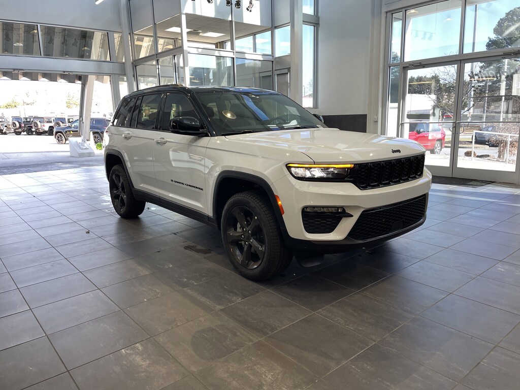 New 2025 Jeep Grand Cherokee Limited SUV