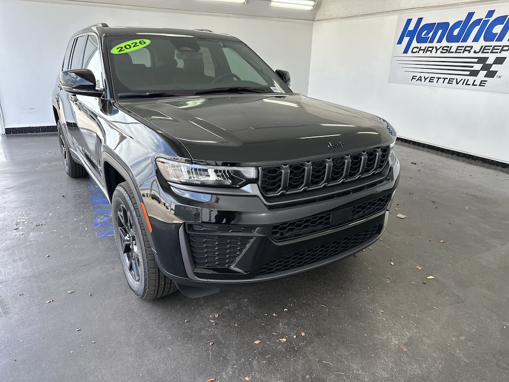 New 2026 Jeep Grand Cherokee Laredo Altitude SUV