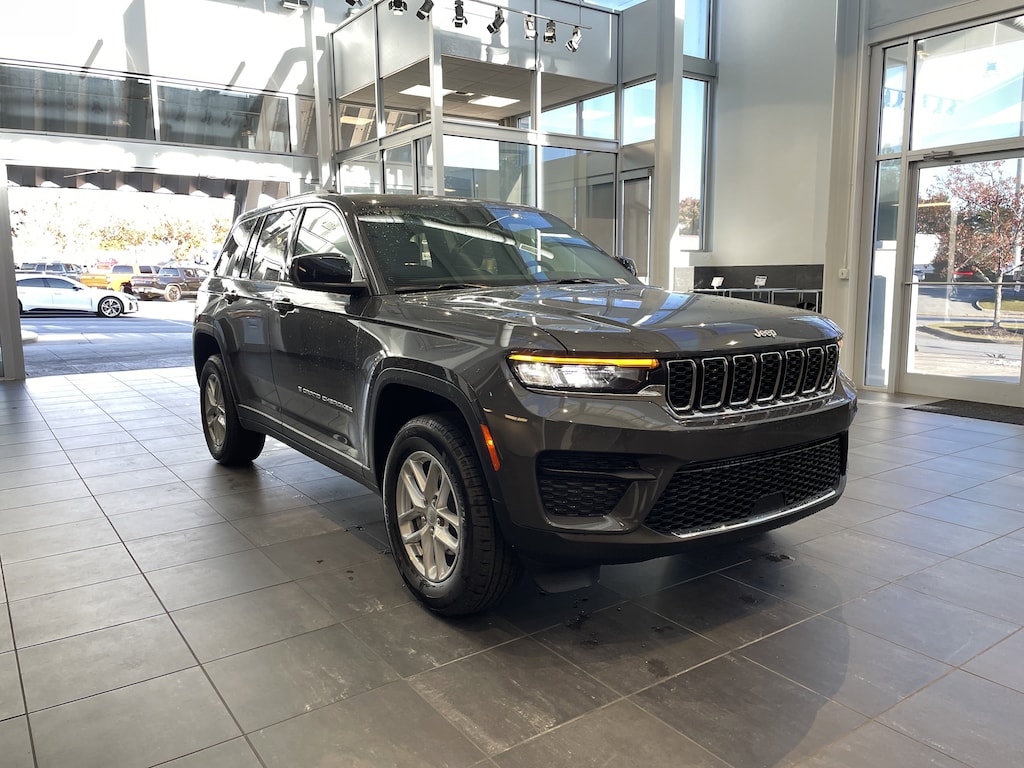 New 2025 Jeep Grand Cherokee Laredo X SUV