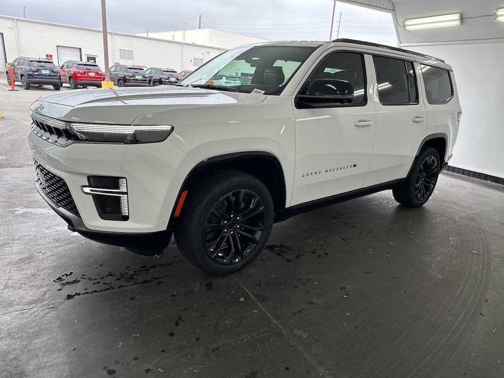 New 2026 Jeep Grand Wagoneer Summit Reserve SUV