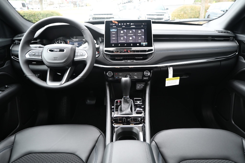 New 2026 Jeep Compass Latitude Altitude SUV