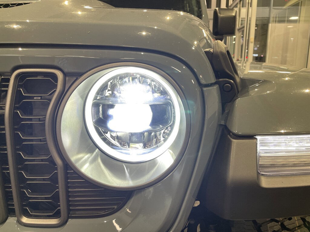 New 2025 Jeep Gladiator Mojave X Pickup