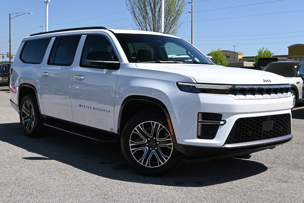 New 2026 Jeep Grand Wagoneer L SUV