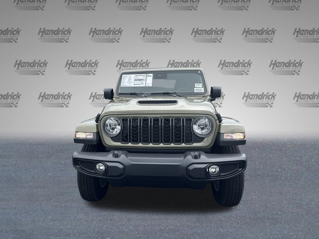 New 2025 Jeep Gladiator Sport S Pickup