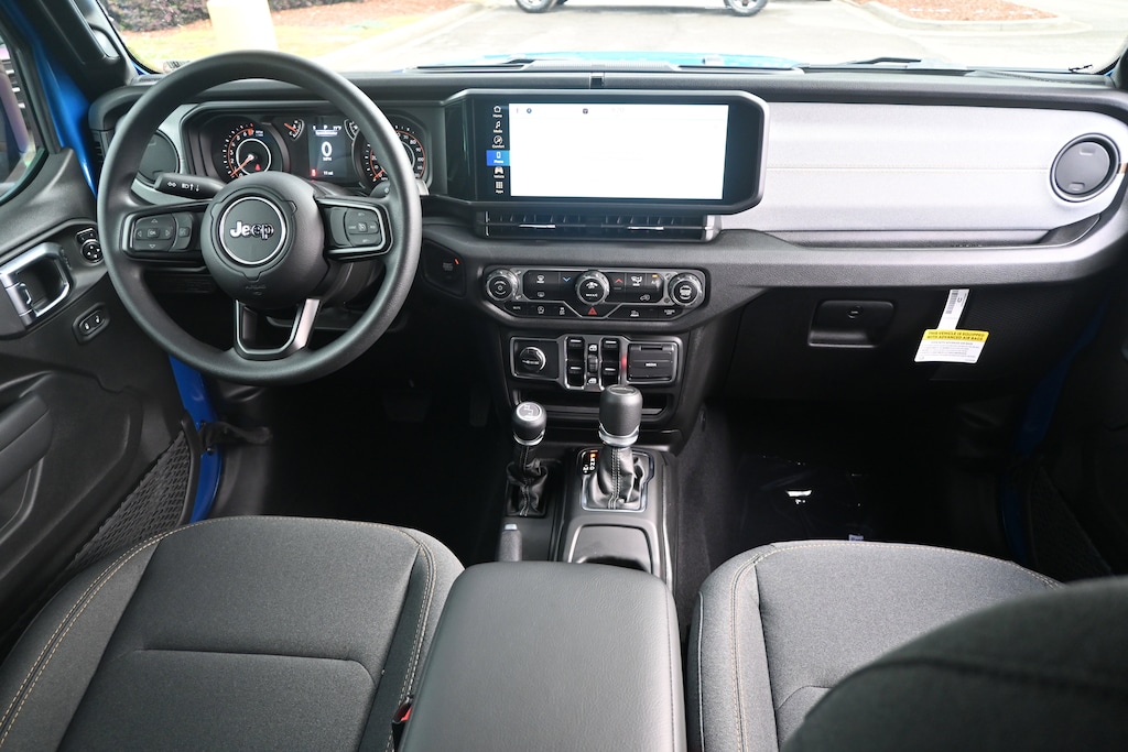 New 2025 Jeep Gladiator Nighthawk Pickup