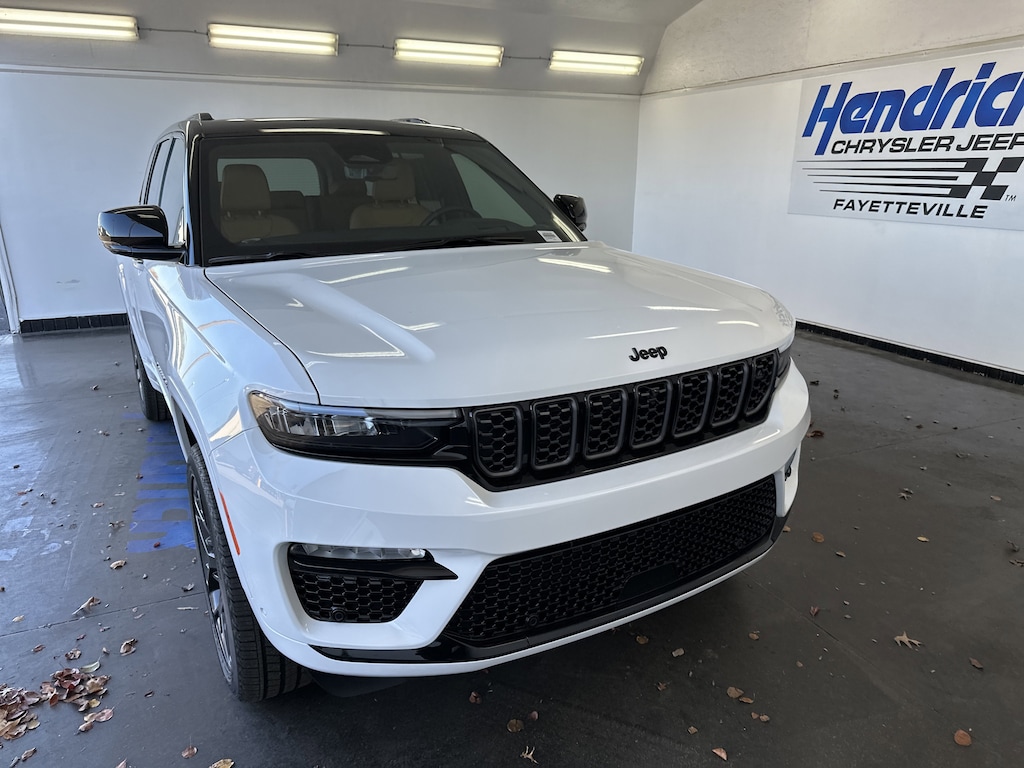 New 2025 Jeep Grand Cherokee Summit Reserve SUV
