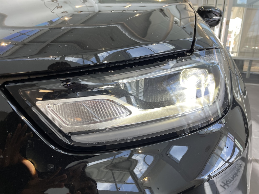 New 2026 Chrysler Pacifica Limited Minivan