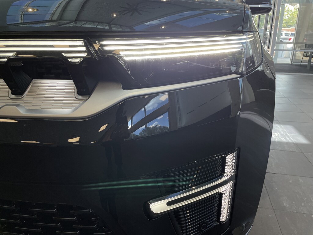 New 2026 Jeep Grand Wagoneer SUV