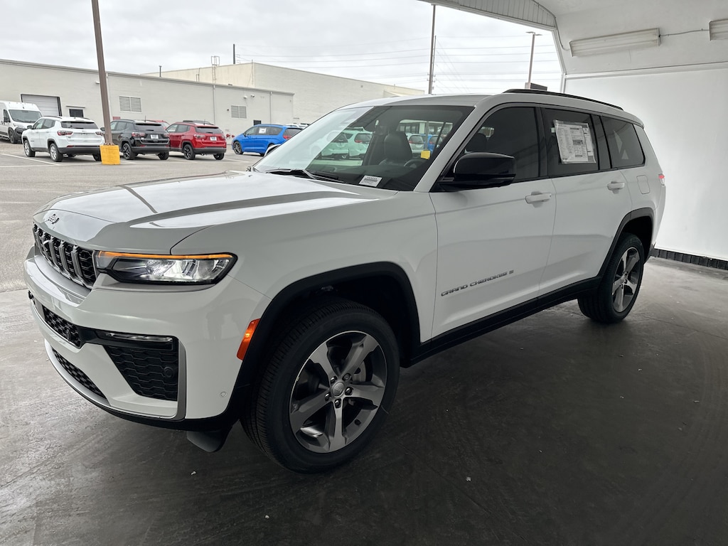New 2026 Jeep Grand Cherokee L Limited SUV