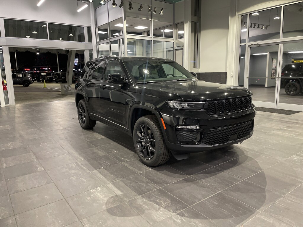 New 2025 Jeep Grand Cherokee Limited SUV