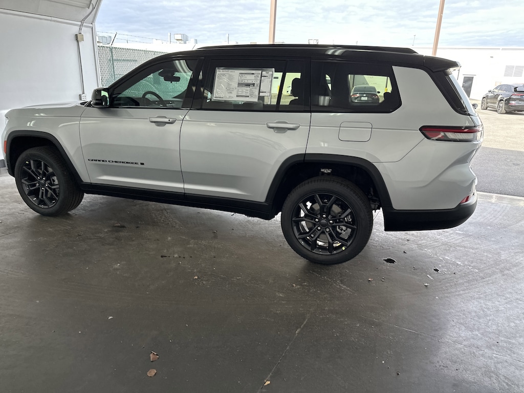 New 2025 Jeep Grand Cherokee L Limited SUV