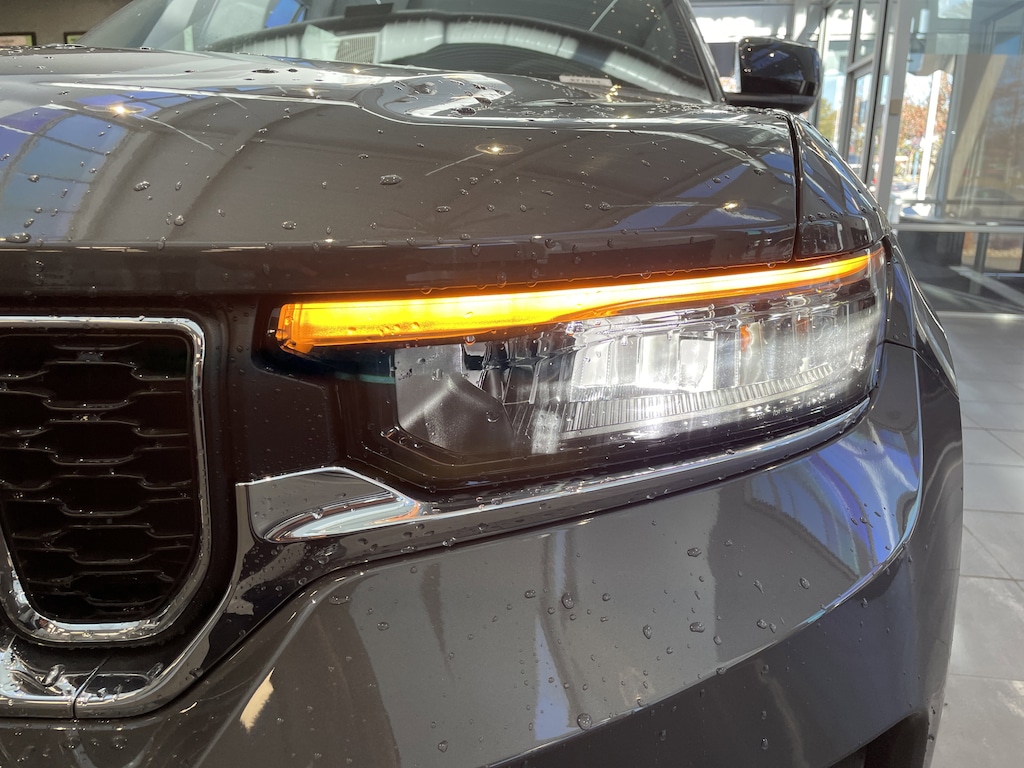 New 2025 Jeep Grand Cherokee Laredo X SUV