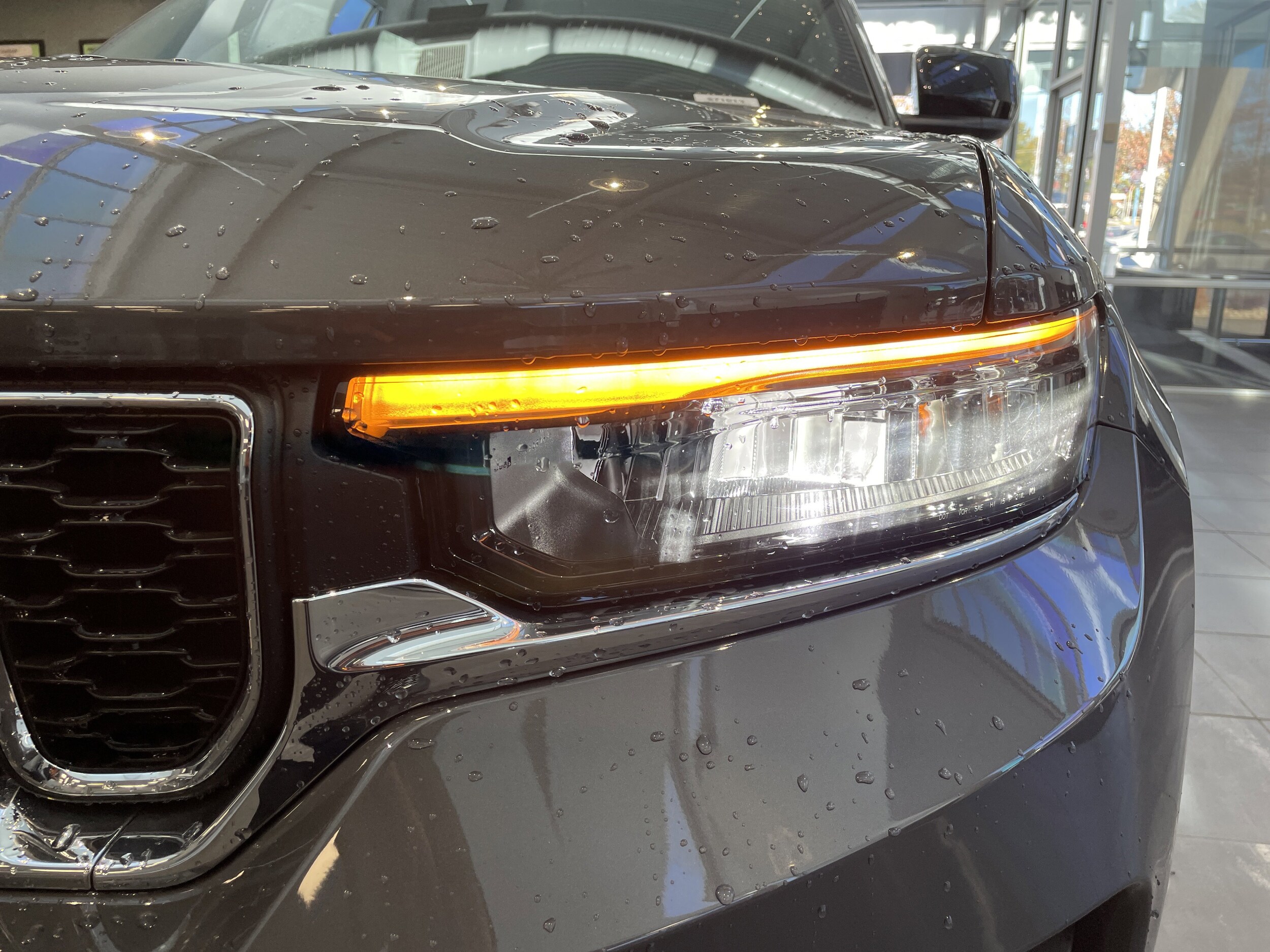 2025 Jeep Grand Cherokee Laredo X photo 3