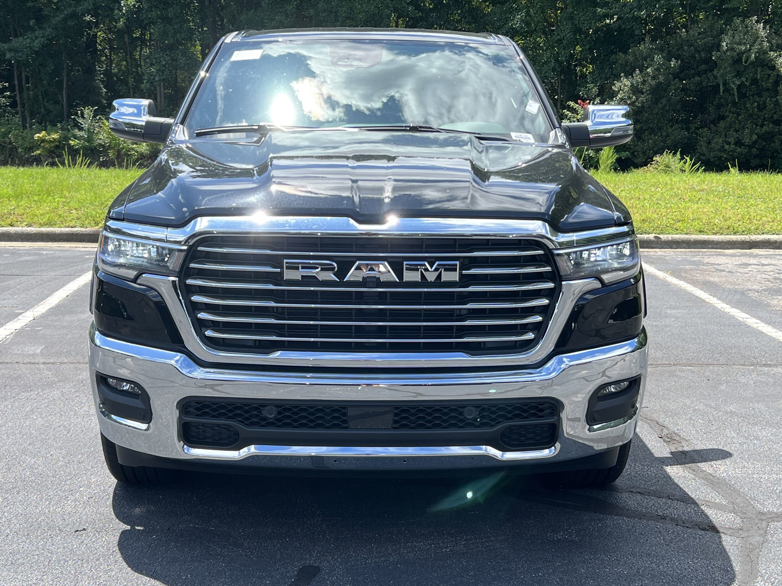 2026 Ram 1500 Laramie photo 2