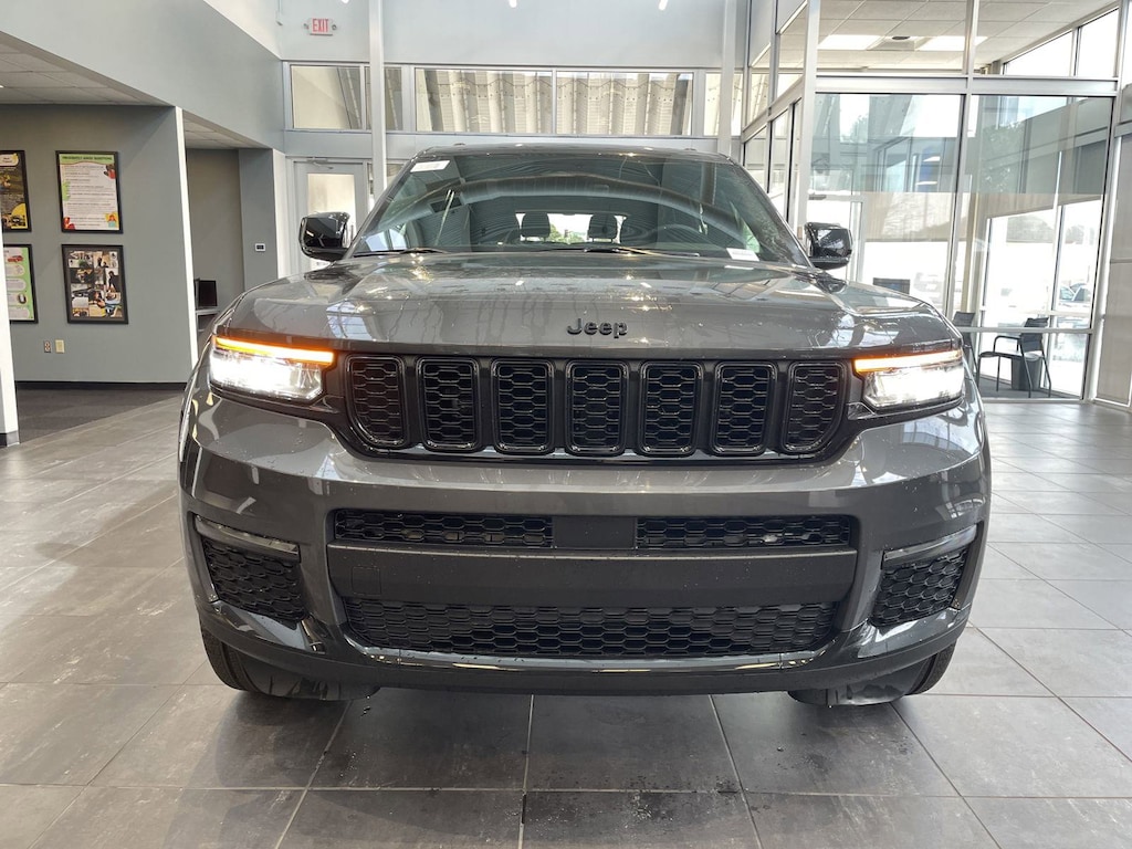 New 2025 Jeep Grand Cherokee L Limited SUV