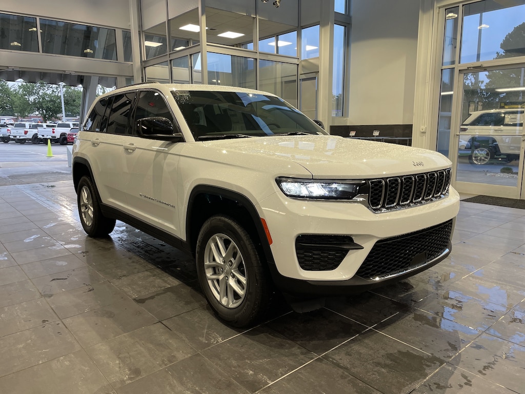 New 2025 Jeep Grand Cherokee Laredo X SUV