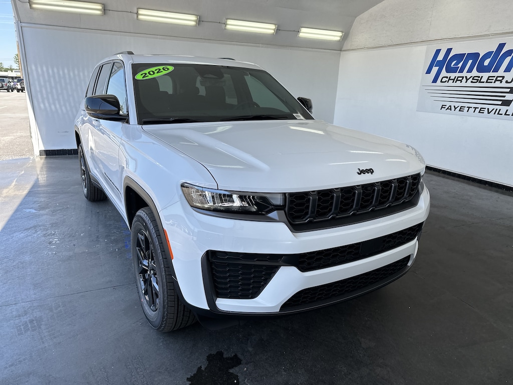 New 2026 Jeep Grand Cherokee Laredo Altitude SUV