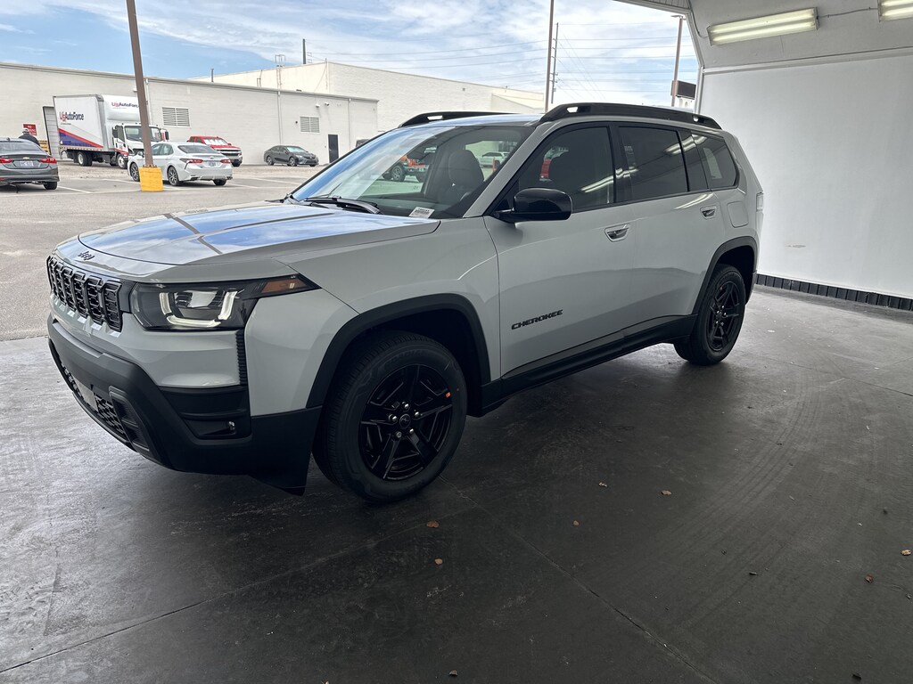 New 2026 Jeep Cherokee Laredo SUV