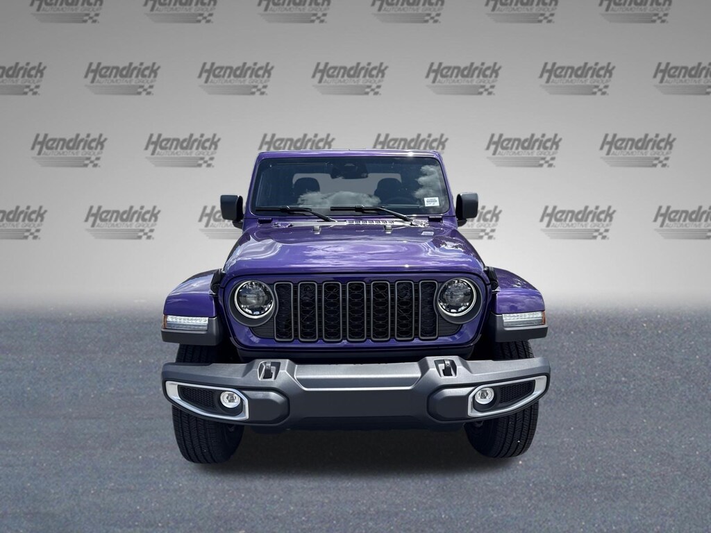 New 2026 Jeep Gladiator Sahara Pickup