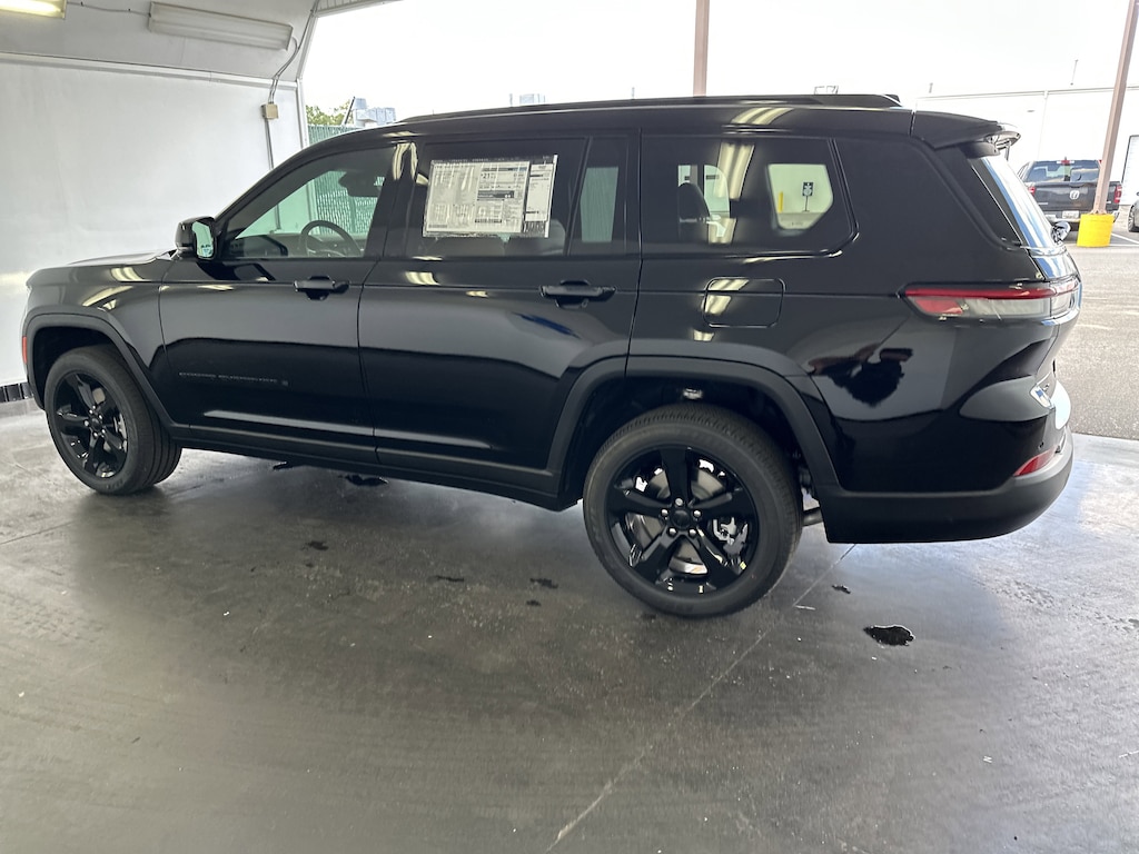 New 2025 Jeep Grand Cherokee L Altitude X SUV