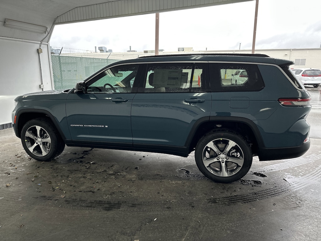 New 2026 Jeep Grand Cherokee L Limited SUV