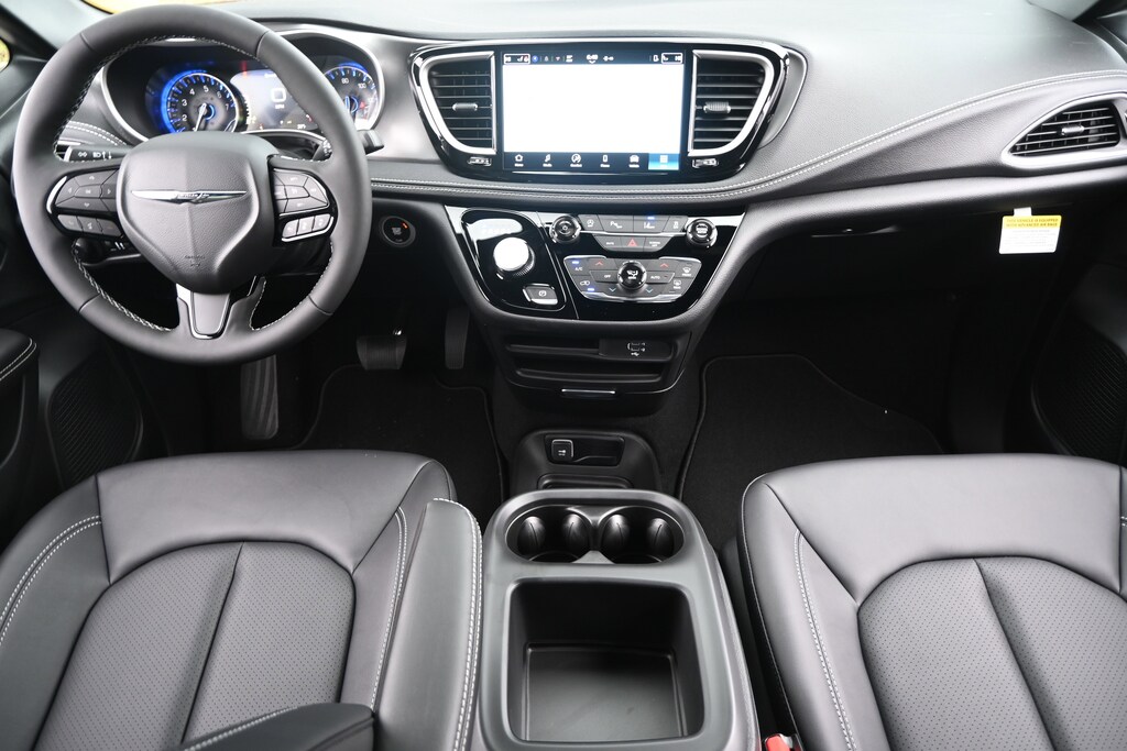 New 2026 Chrysler Pacifica Select Minivan