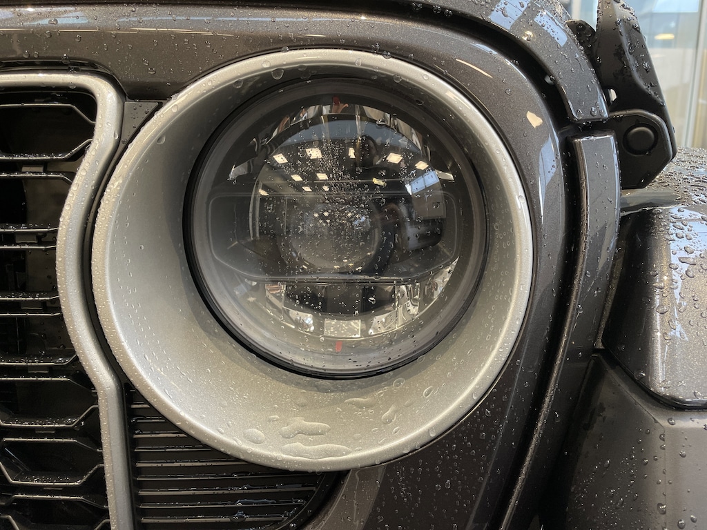 New 2025 Jeep Wrangler Sahara Convertible