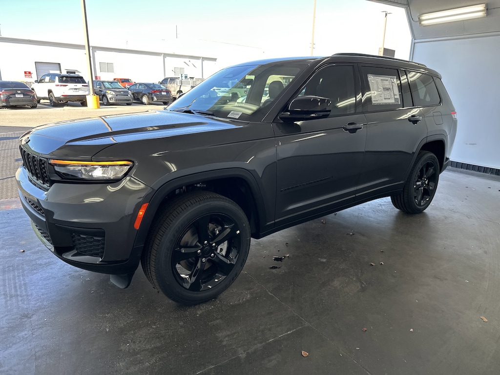 New 2025 Jeep Grand Cherokee L Altitude X SUV