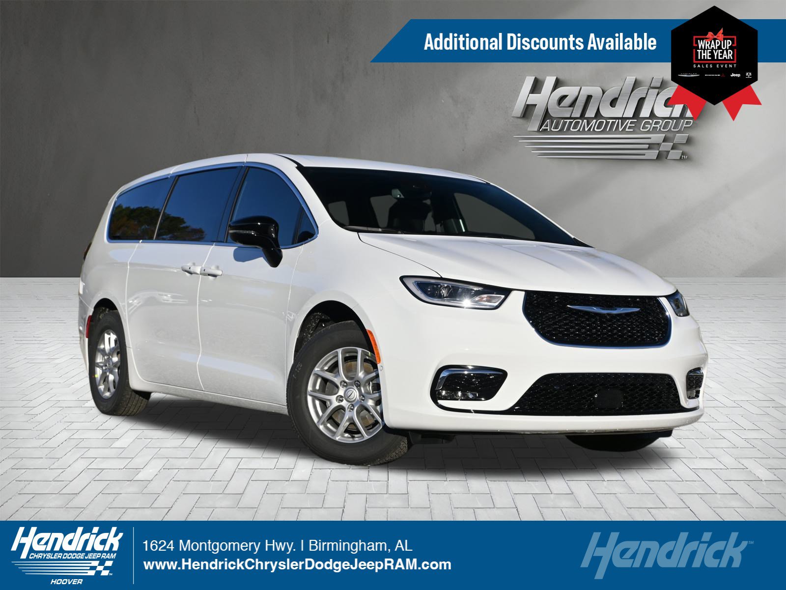 2026 Chrysler Pacifica Select's photo