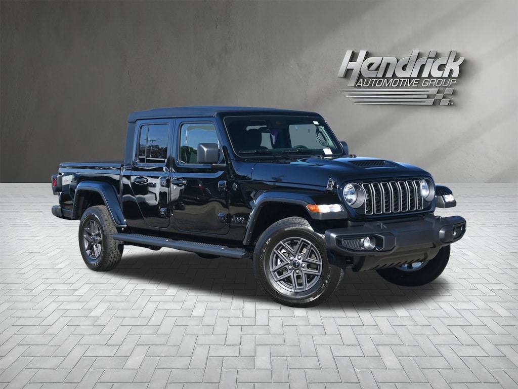 New 2025 Jeep Gladiator Sport S Pickup