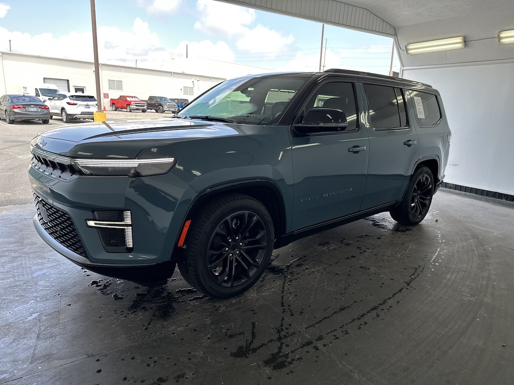 New 2026 Jeep Grand Wagoneer Summit Reserve SUV