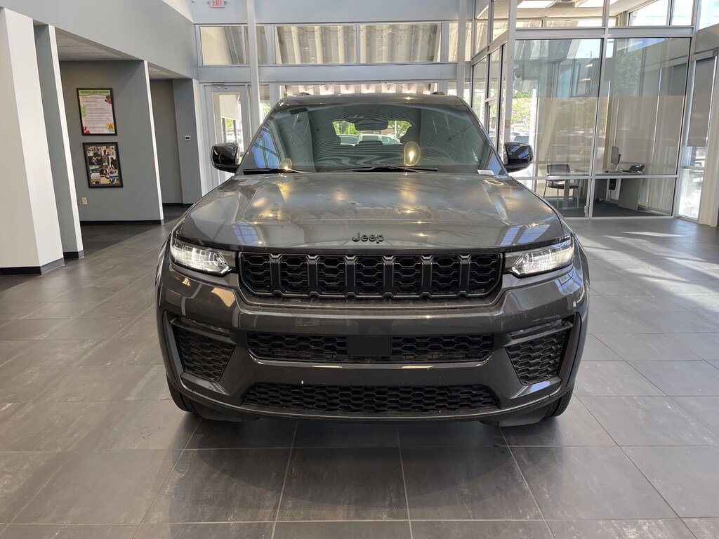 New 2026 Jeep Grand Cherokee Limited SUV