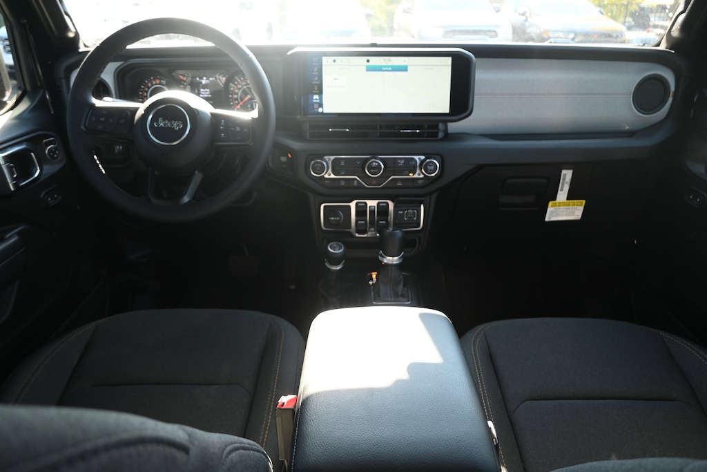 New 2025 Jeep Gladiator Sport S Pickup