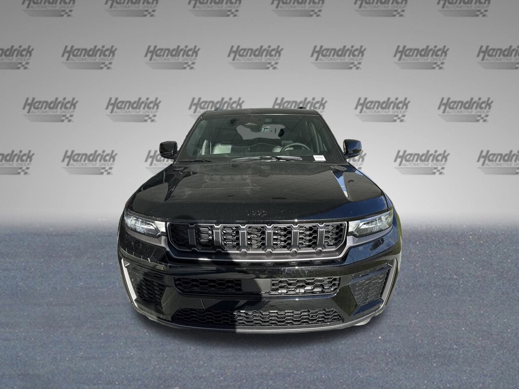 New 2026 Jeep Grand Cherokee Laredo Altitude SUV