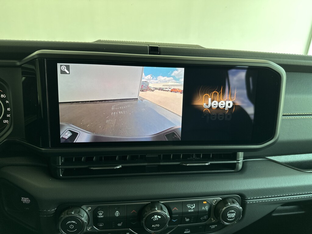 New 2026 Jeep Gladiator Sahara Pickup