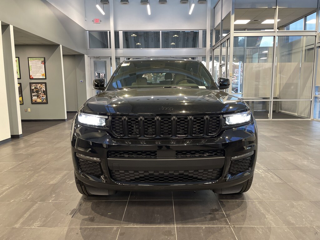 New 2025 Jeep Grand Cherokee L Limited SUV