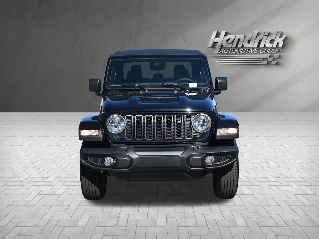 New 2025 Jeep Gladiator Sport S Pickup